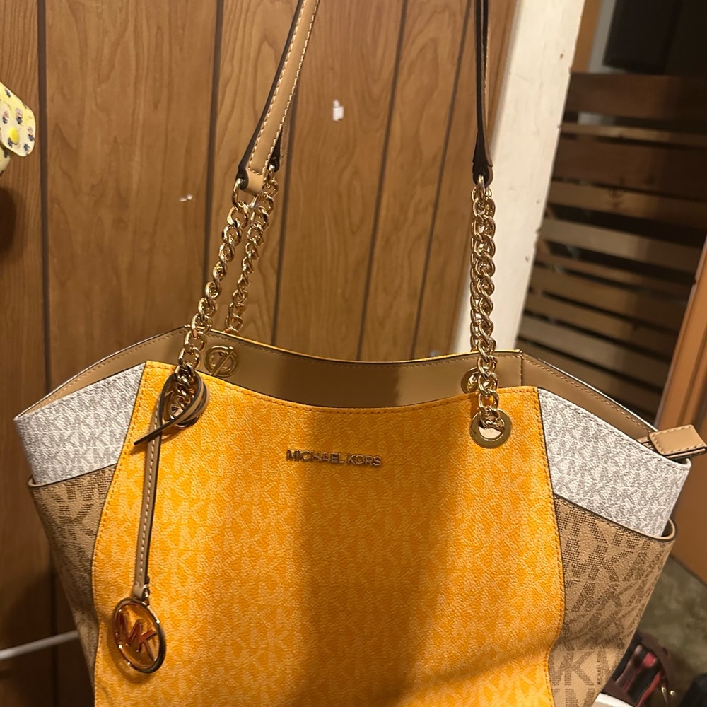 Michael Kors Orange Tan Vanilla Logo Tote - Picture 3 of 4